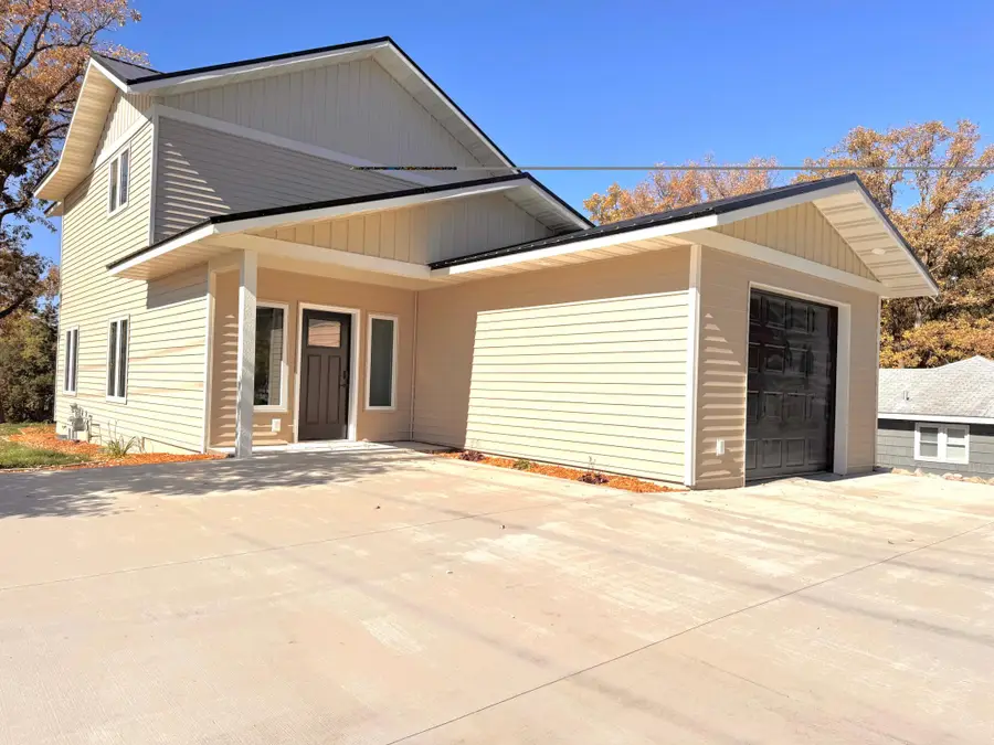 1145 Roosevelt Avenue, Detroit Lakes, MN 56501 - #2
