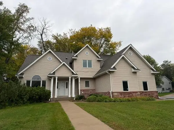 17123 Jonathan Court, Lakeville, MN 55044