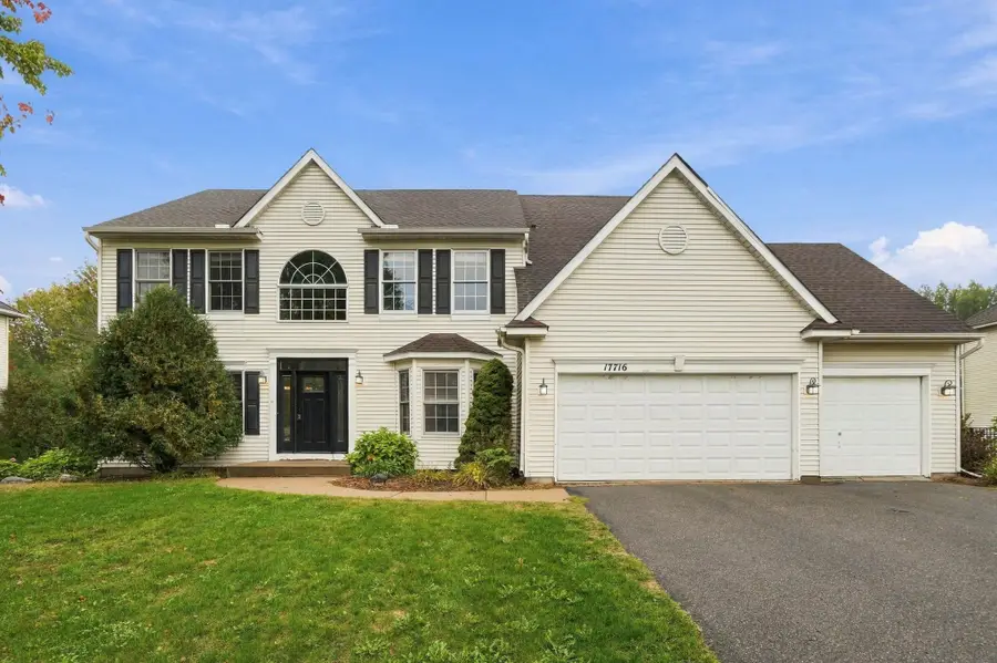 17716 Hyde Park Avenue, Lakeville, MN 55044 - #2