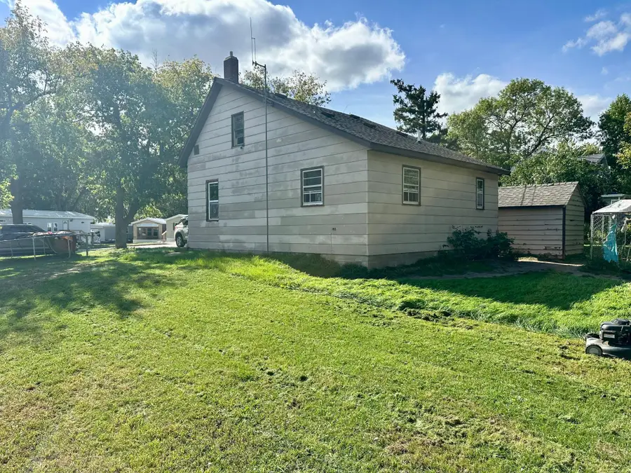 222 Cedar Avenue Ne, Wadena, MN 56482 - #3