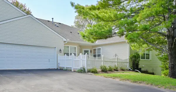 3061 Timberwood Trail #43, Eagan, MN 55121