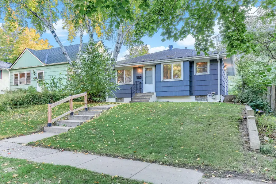 4407 Washington Street Ne, Columbia Heights, MN 55421 - #2