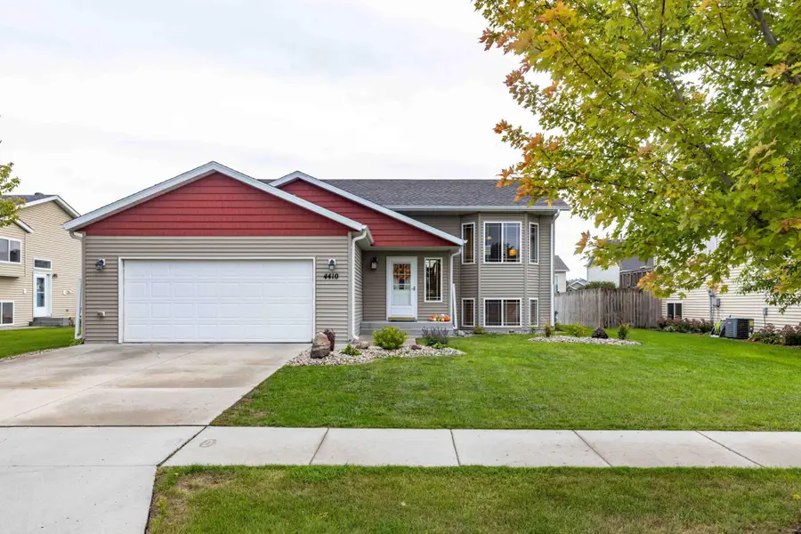 4410 16 Street S, Moorhead, MN 56560 - #2