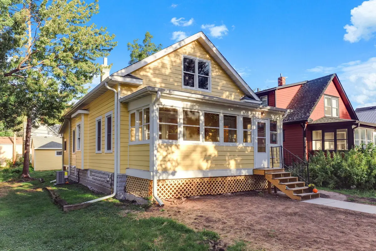 1040 24th Avenue Se, Minneapolis, MN 55414 - #1