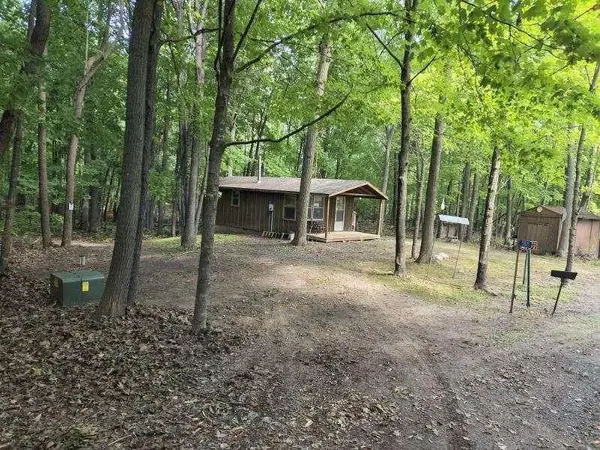 5821 Birchview Road W, Grasston, MN 55030