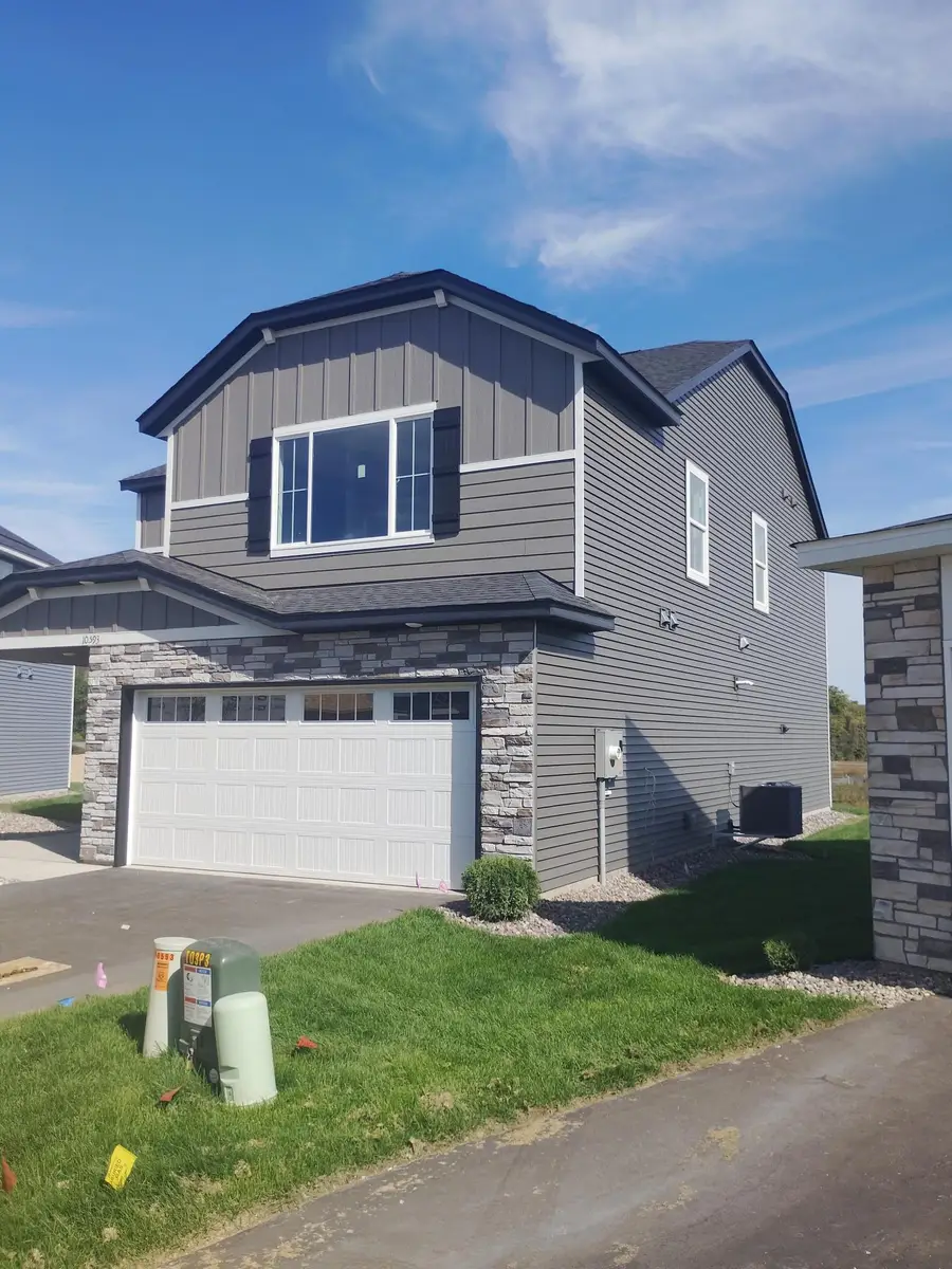 10563 Goodview Avenue S, Cottage Grove, MN 55016 - #2