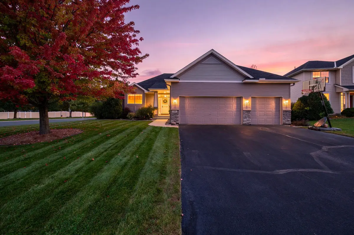 989 Danube Avenue, Shakopee, MN 55379 - #1