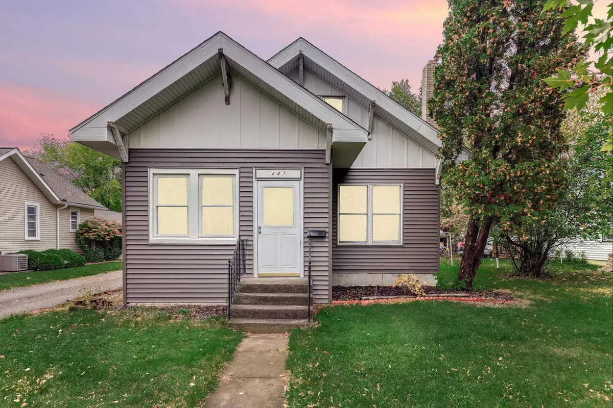 247 W 6th Street, New Richmond, WI 54017 - #1