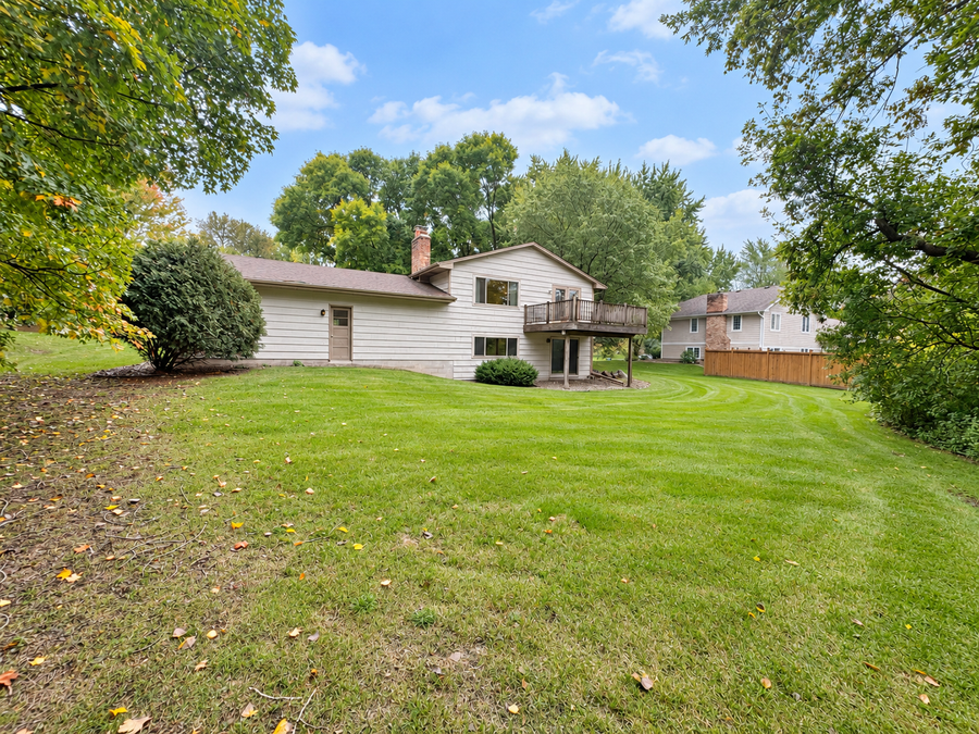 2811 Comstock Lane N, Plymouth, MN 55447 - #2