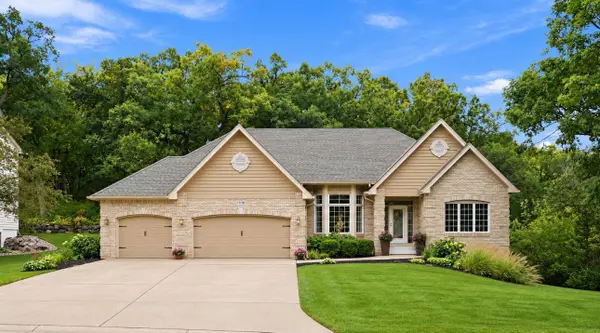 17700 Layton Path, Lakeville, MN 55044