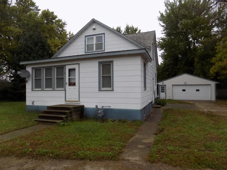 113 Center Street, Jackson, MN 56143 - #2