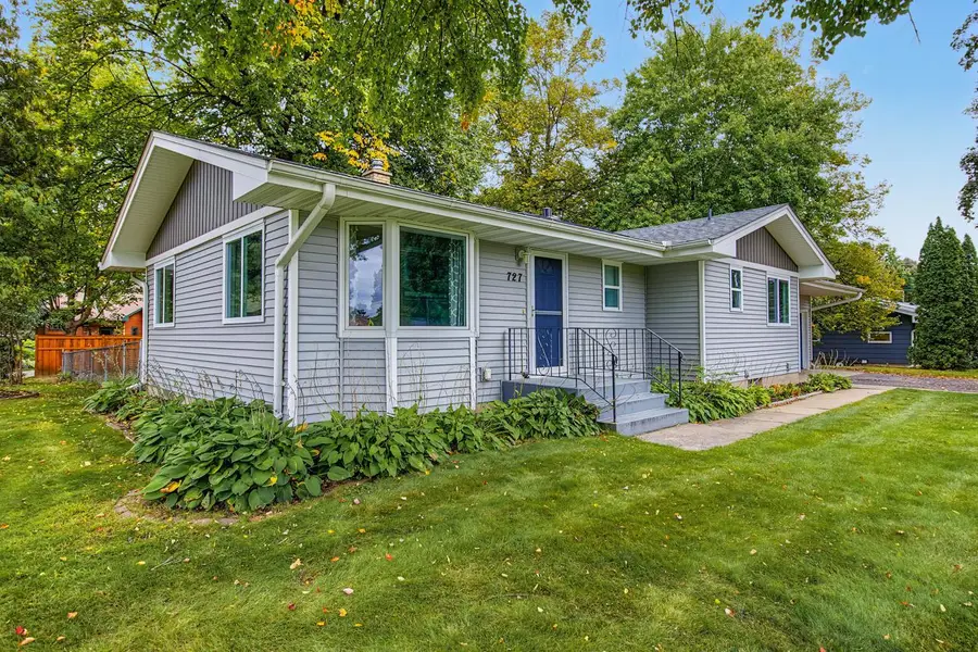 727 Tanglewood Drive, Shoreview, MN 55126 - #2