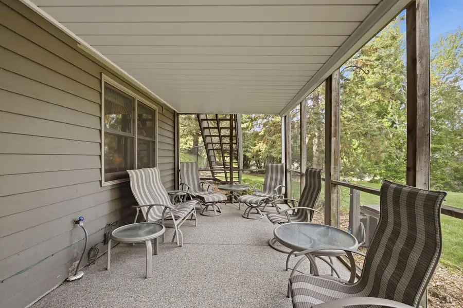 1533 Wexford Court, Eagan, MN 55122 - #2