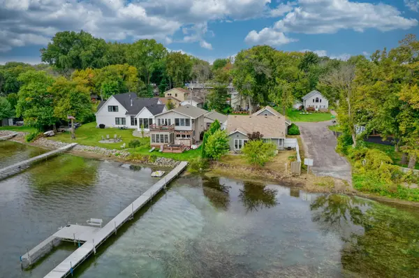 855 19th Street Se, Forest Lake, MN 55025