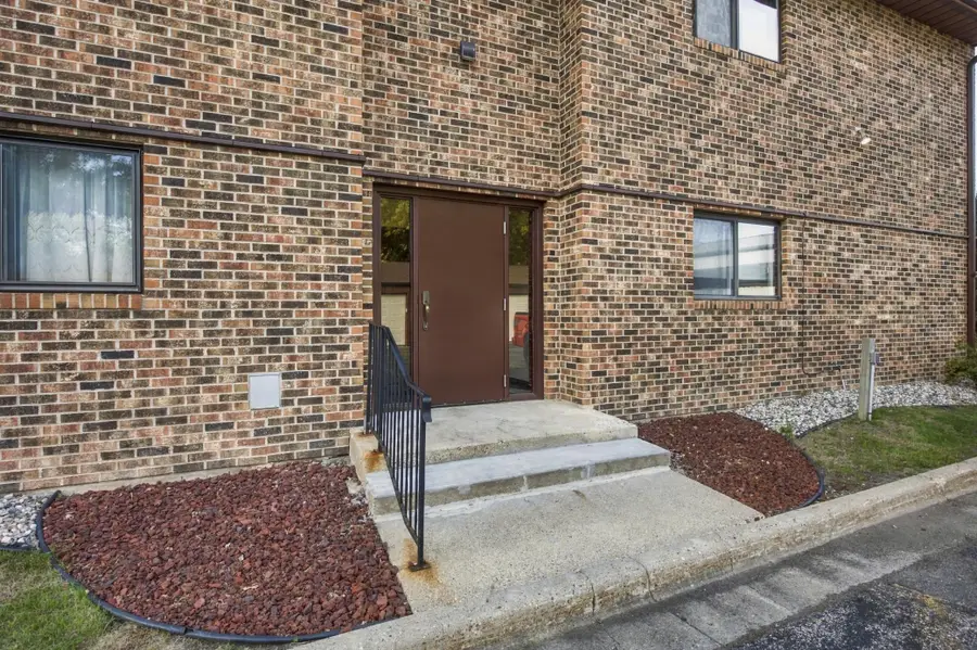 2620 25th Street S #8, Fargo, ND 58103 - #3