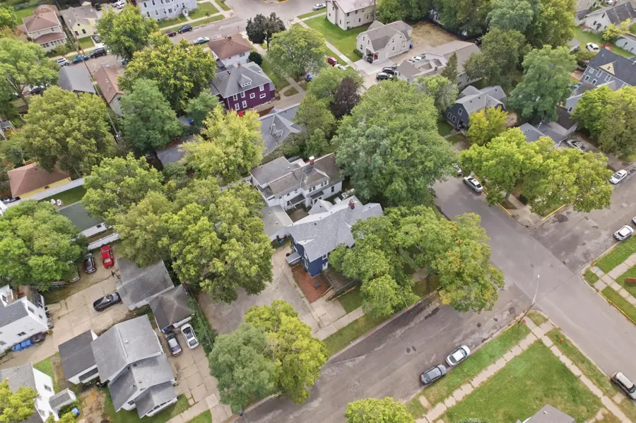 376 W Sanborn Street, Winona, MN 55987 - #2