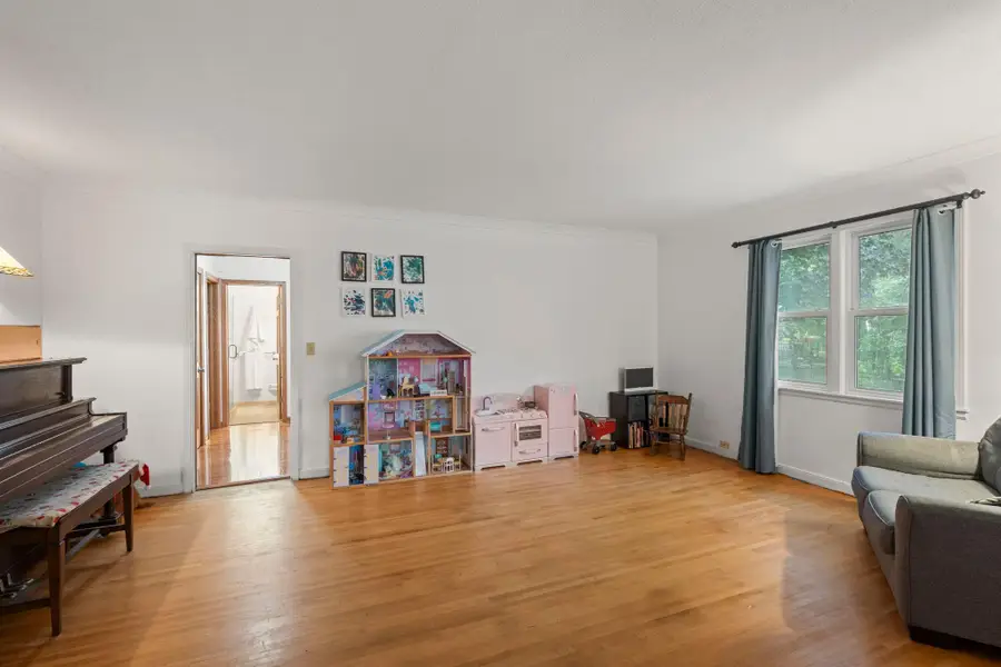 1464 Victoria Street N, Saint Paul, MN 55117 - #3