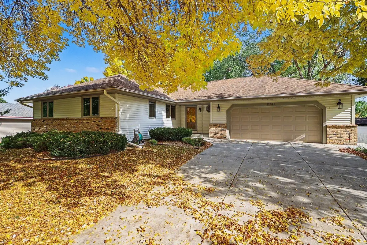 12325 Villaburne Drive, Burnsville, MN 55337 - #1