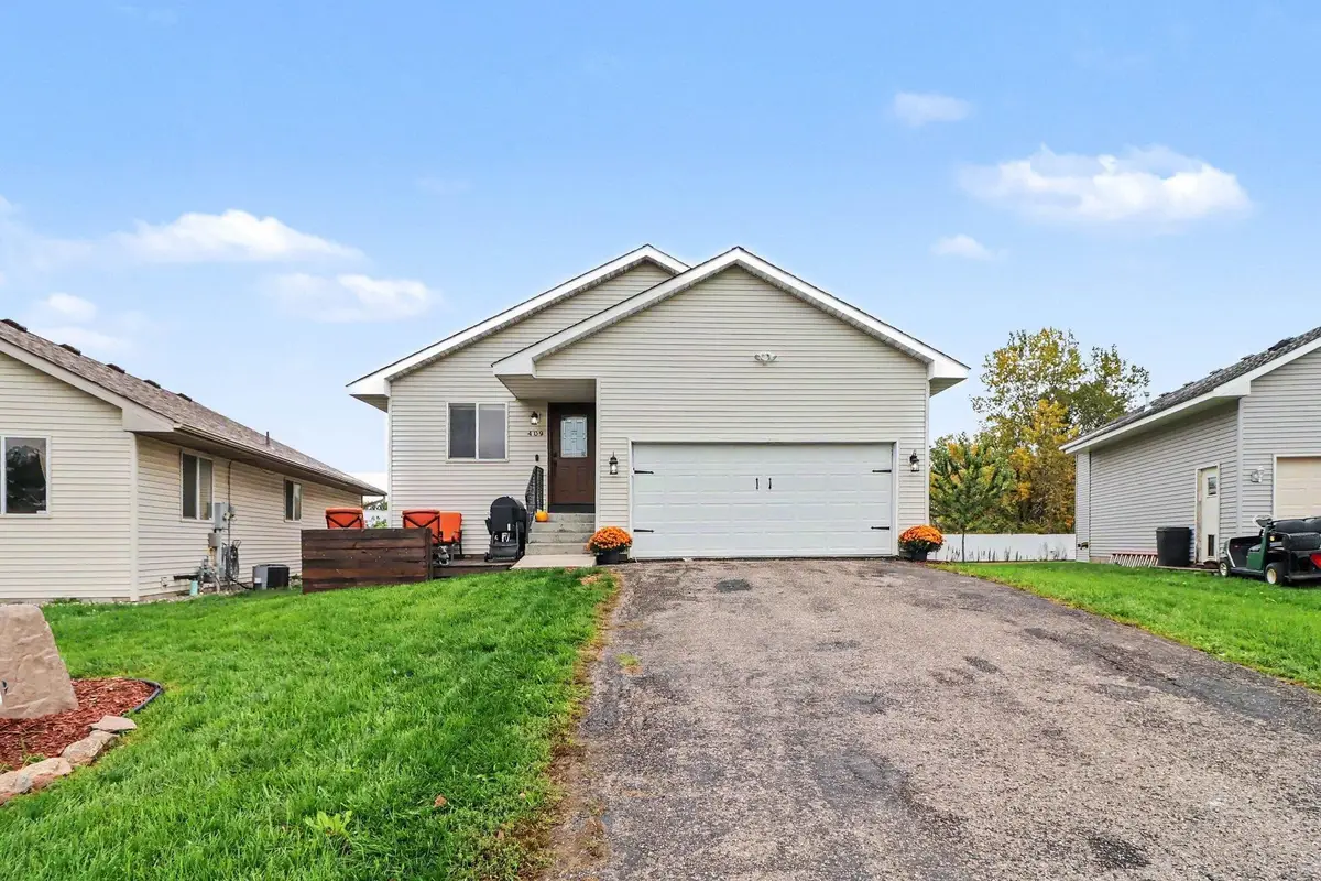 409 Juniper Lane Nw, Montgomery, MN 56069 - #1