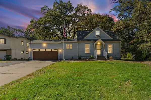 8634 Lincoln Street Ne, Blaine, MN 55434