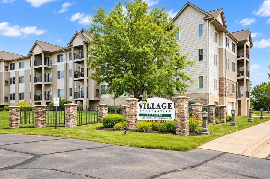2301 10th Street Nw #116, Austin, MN 55912 - #3