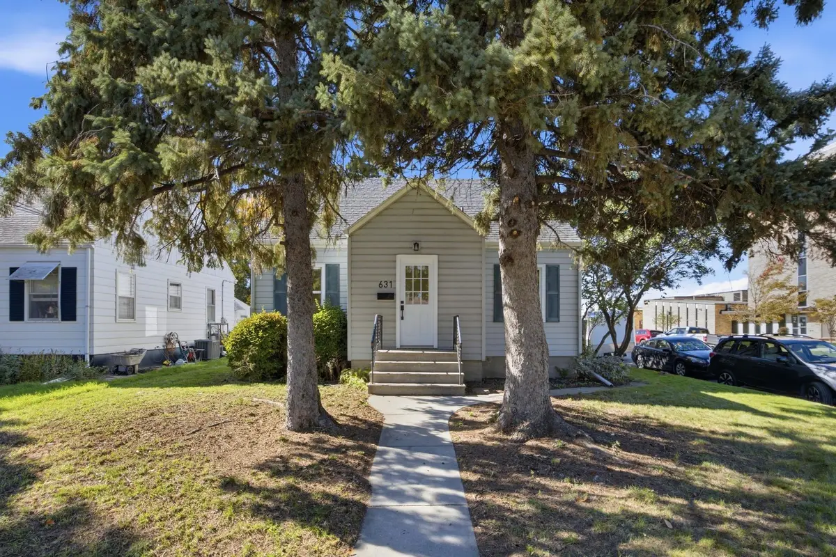 631 11th Street N, Moorhead, MN 56560 - #1