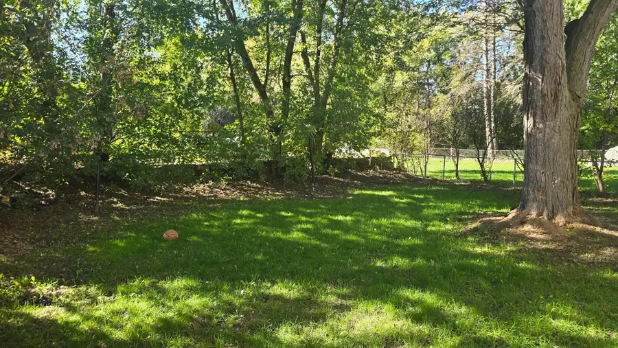 1400 Arlington Avenue E, Saint Paul, MN 55106 - #2