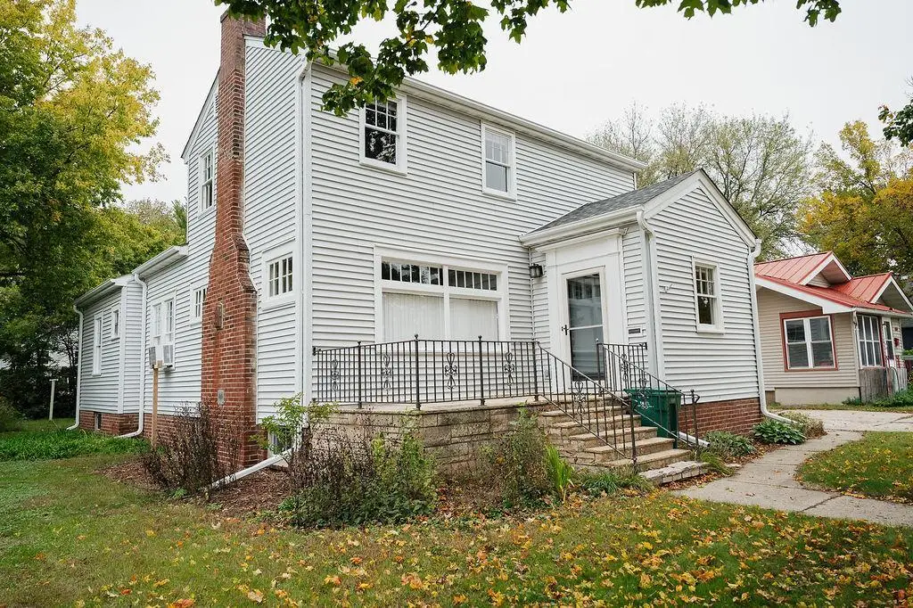 405 6th Street, Jackson, MN 56143 - #1