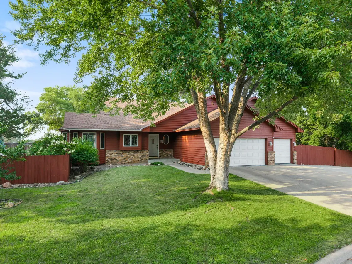 1820 Slater Lane, Burnsville, MN 55337 - #1