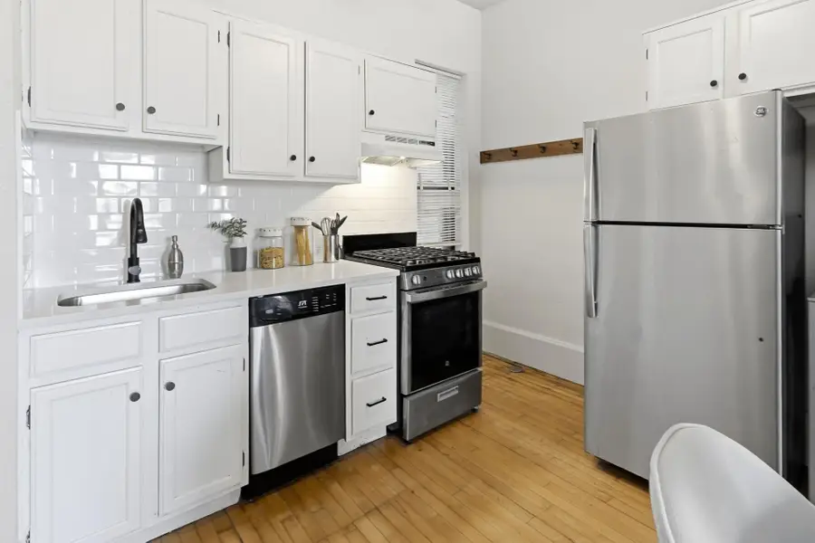 605 S 9th Street #6, Minneapolis, MN 55404 - #2