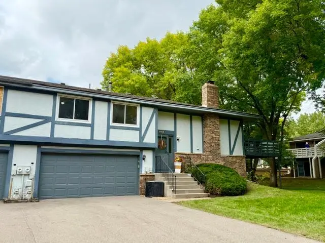 6852 Macbeth Circle, Woodbury, MN 55125 - #3