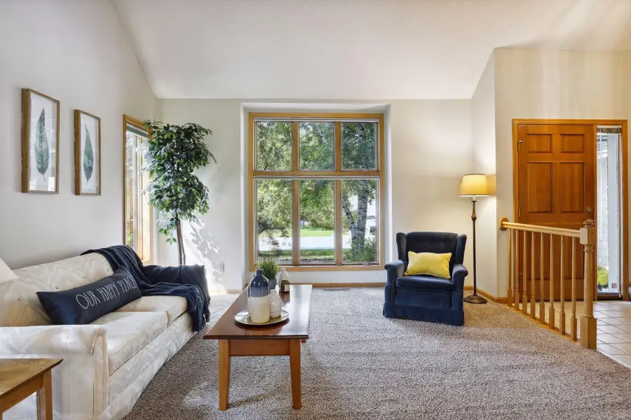 3626 Krey Avenue, Vadnais Heights, MN 55127 - #3