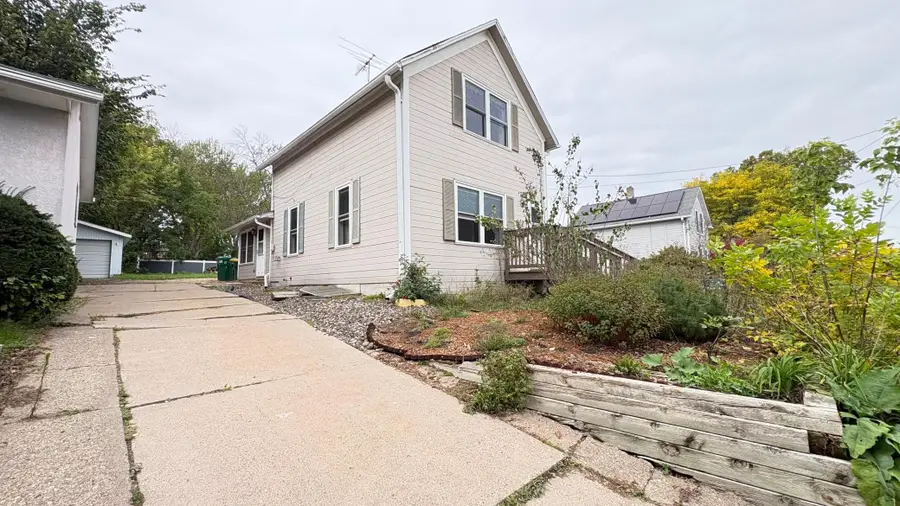 922 6th Street S, Stillwater, MN 55082 - #2