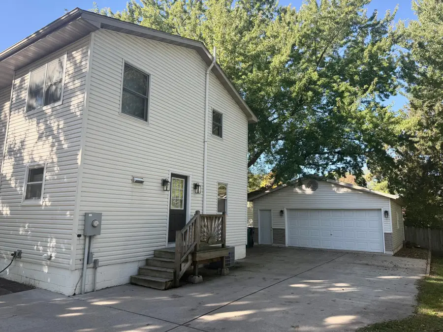 737 S Dakota Avenue, New Richmond, WI 54017 - #2