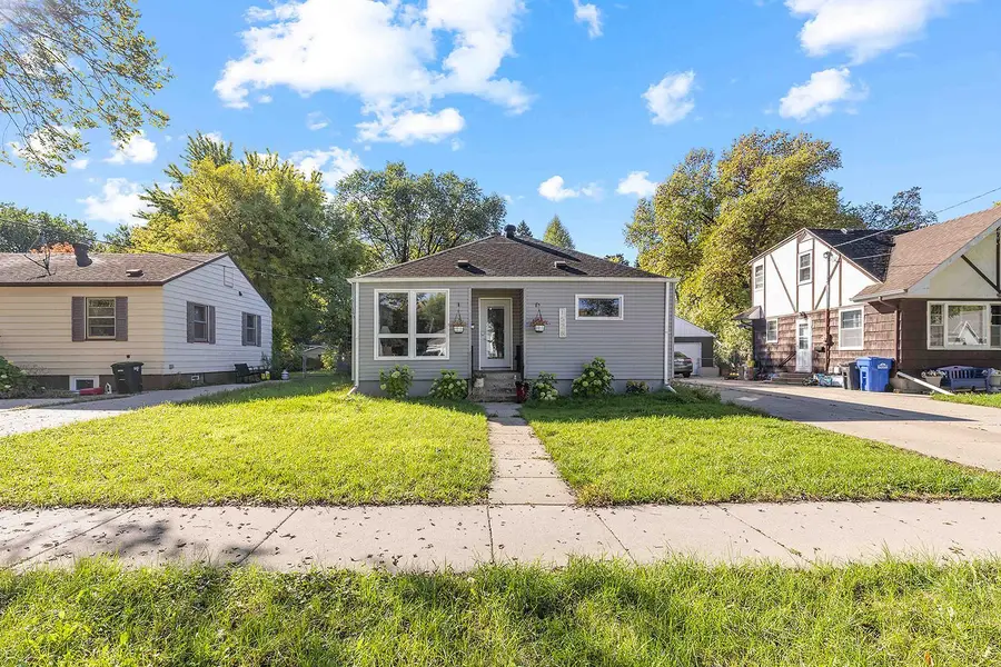 1528 8th Avenue S, Fargo, ND 58103 - #3
