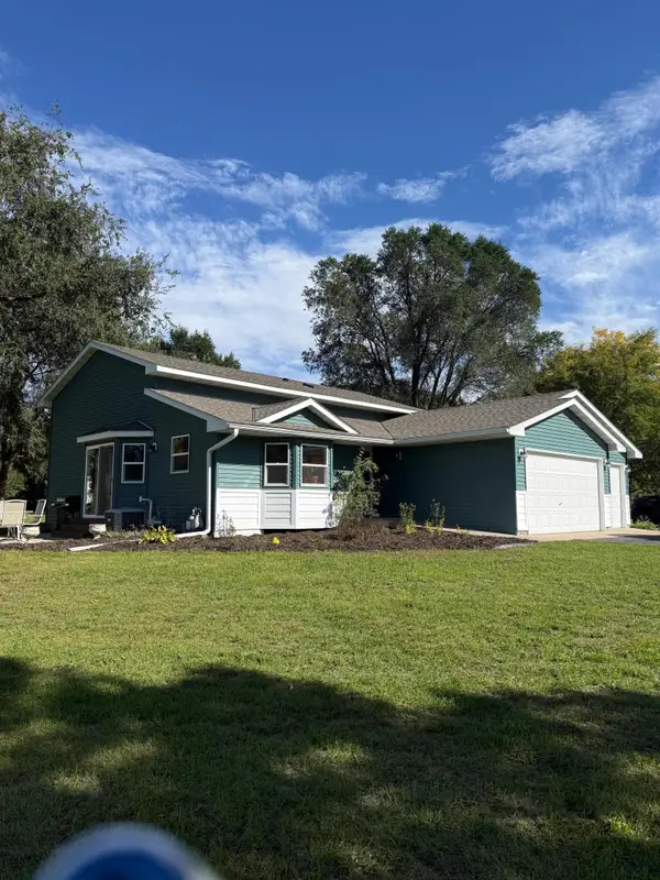 20720 187th Avenue Nw, Big Lake, MN 55309