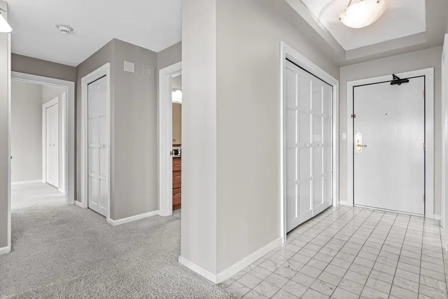 1235 Yale Place #808, Minneapolis, MN 55403 - #2