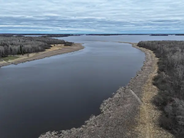 040 Youngs Bay Drive, Angle Inlet, MN 56711