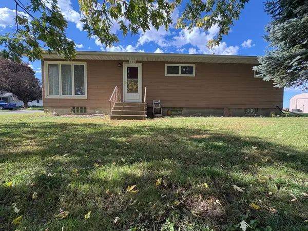 301 Washington Avenue, Alden, MN 56009