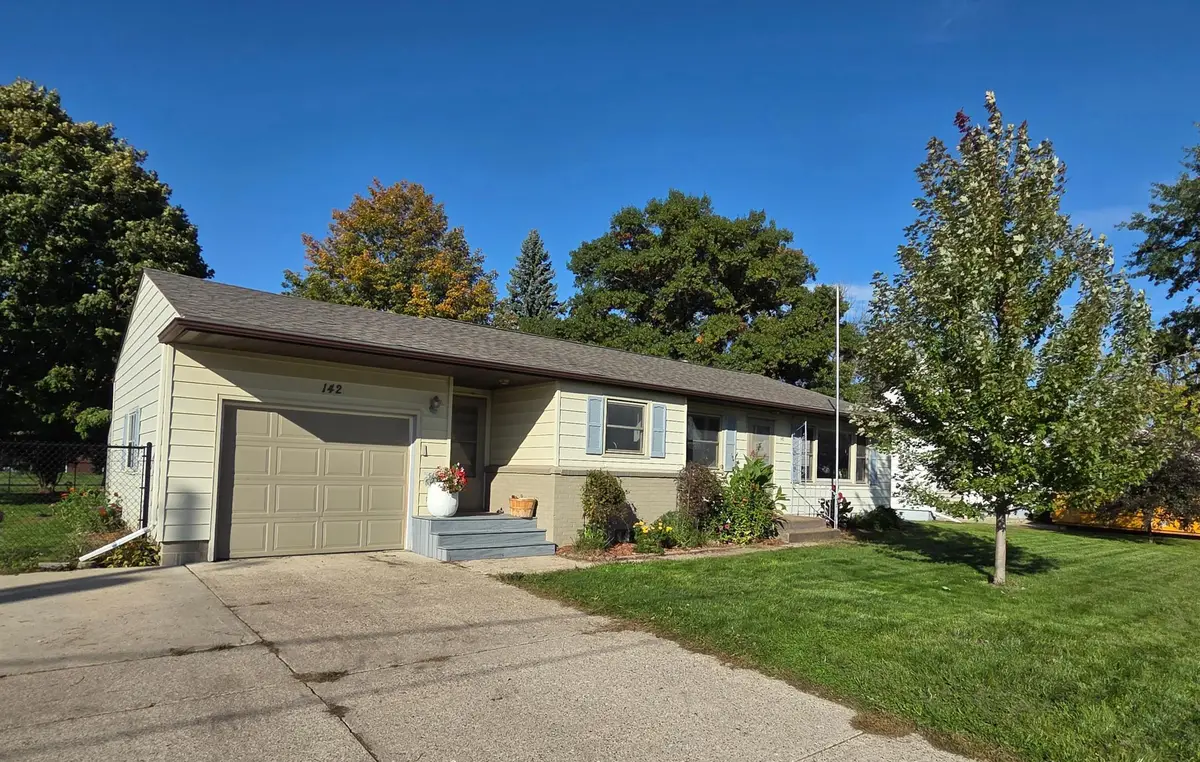 142 5th Street Nw, Blooming Prairie, MN 55917 - #1