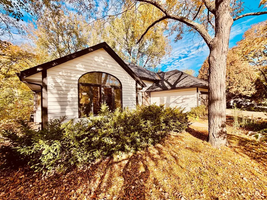 13505 Elkwood Drive, Apple Valley, MN 55124 - #2
