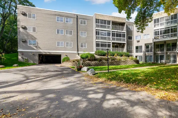 135 Viking Drive E #117, Little Canada, MN 55117