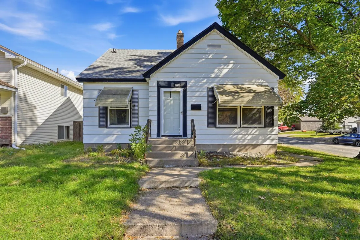 1255 6th Avenue S, South Saint Paul, MN 55075 - #1