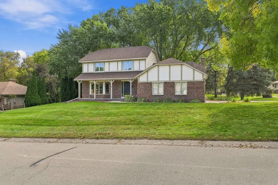 18731 Maple Leaf Drive, Eden Prairie, MN 55346 - #3