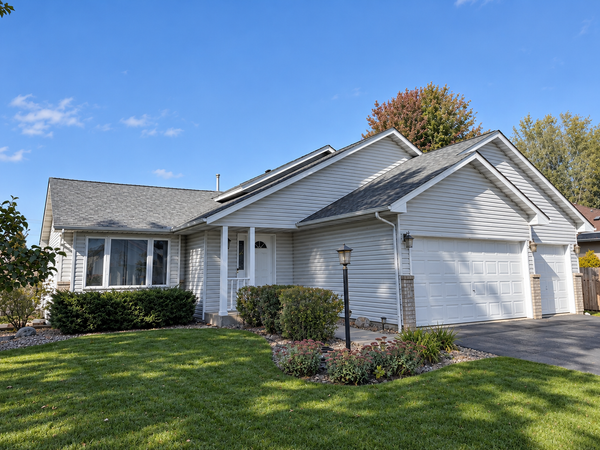 1817 Shasta Drive, Hudson, WI 54016