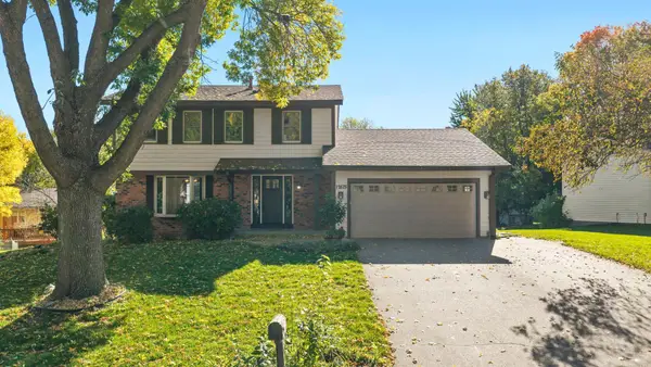 12575 Fescue Court, Eden Prairie, MN 55347