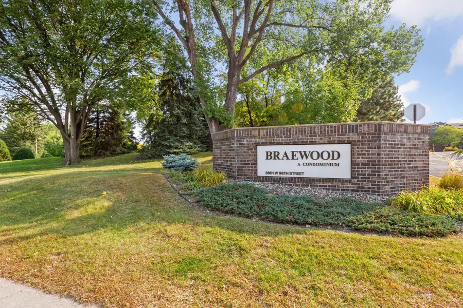 3801 W 98th Street #208, Bloomington, MN 55431 - #2