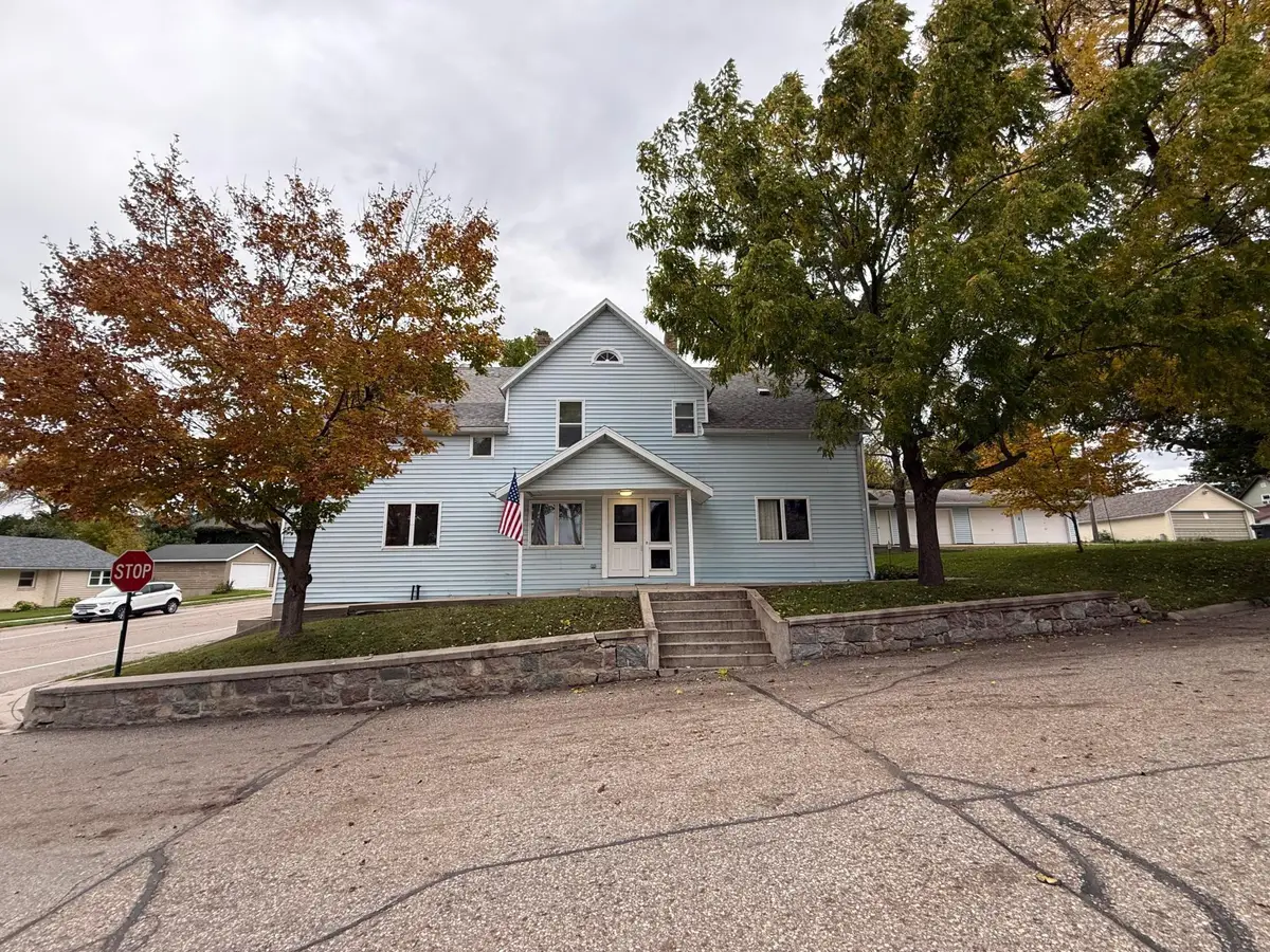 103 1st Street N, Evansville, MN 56339 - #1