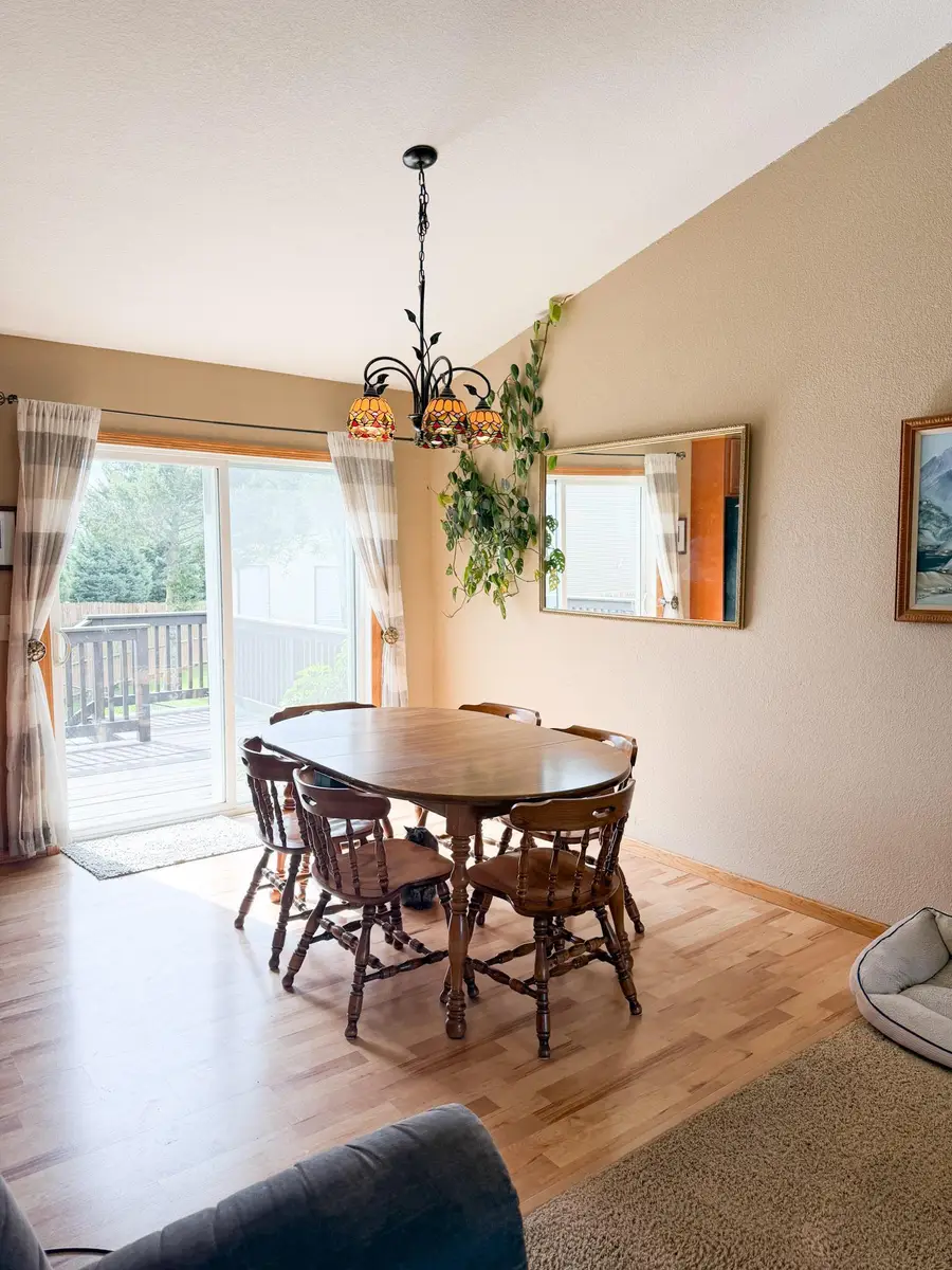 705 25th Avenue Nw, Austin, MN 55912 - #3