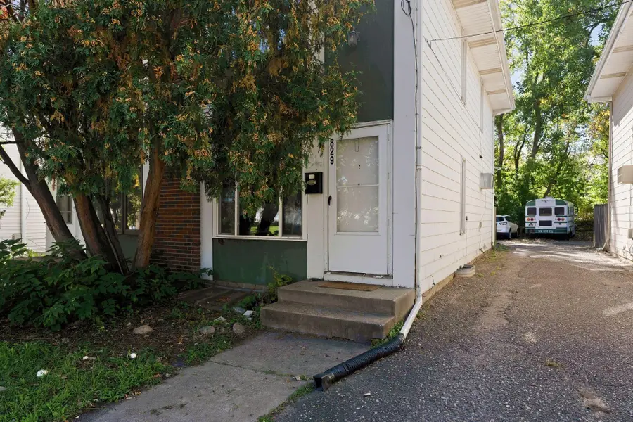827 Weeks Avenue Se, Minneapolis, MN 55414 - #2